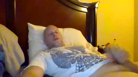 Snapshot of sweetg233 chatting on 31, 10, 2025 sweetg233 online show from 31, 10, 2025