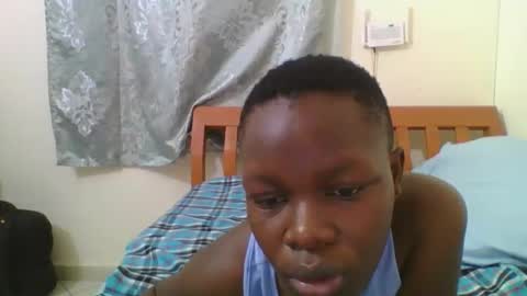 Snapshot of sweetgal2025 chatting on 18, 12, 2025 EUNICE online show from 18, 12, 2025