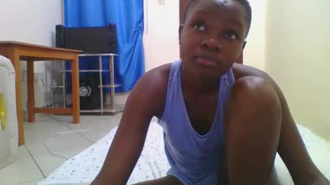 Snapshot of sweetgal2025 chatting on 7, 1, 2026 EUNICE online show from 7, 1, 2026