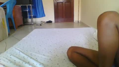 Snapshot of sweetgal2025 chatting on 1, 2, 2026 EUNICE online show from 1, 2, 2026