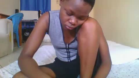 Snapshot of sweetgal2025 chatting on 11, 2, 2026 EUNICE online show from 11, 2, 2026