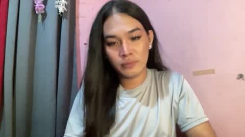 sweetgirl_rhainexxx online show from 18, 3, 2026