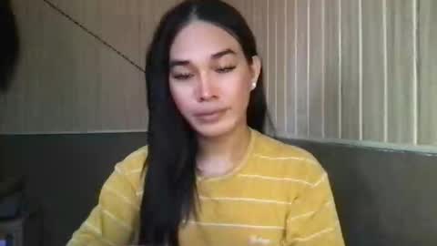 sweetgirl_rhainexxx online show from 24, 4, 2026