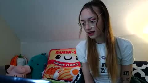 sweetgirlls online show from 2, 3, 2026