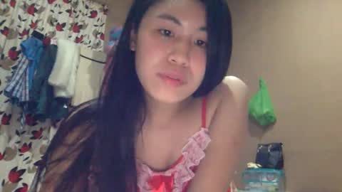 Snapshot of sweetgirllucy24xx chatting on 11, 4, 2026 sweetgirllucy24xx online show from 11, 4, 2026