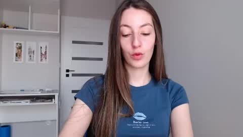 Emma  online show from 22, 5, 2026