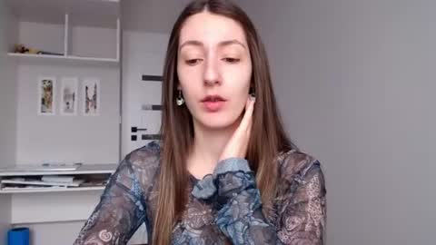 Emma  online show from 15, 6, 2026