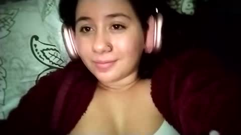 Ana Mara  i cant Make noise My family is here  online show from 19, 2, 2025