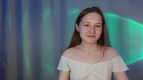 Snapshot of sweetie_lover chatting on 4, 12, 2024 Annie online show from 4, 12, 2024