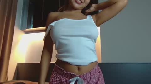 Sweetie Natasha online show from 28, 1, 2025