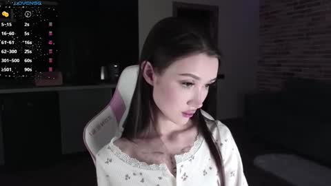 Snapshot of sweetiebones chatting on 23, 1, 2025 bratty gf online show from 23, 1, 2025