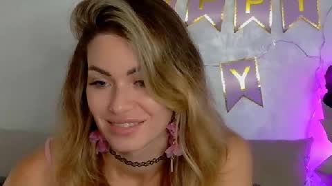 Daddy Babby Girl online show from 20, 9, 2025