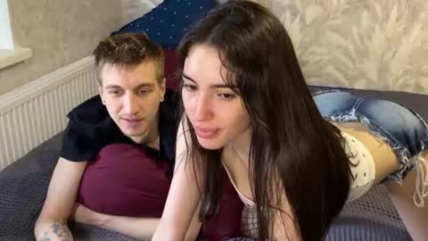 Snapshot of sweetiepipe chatting on 15, 6, 2026 Welcome to our room We are Renata21 and Bogdan 24 online show from 15, 6, 2026