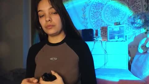 Blu Sweets online show from 18, 12, 2025