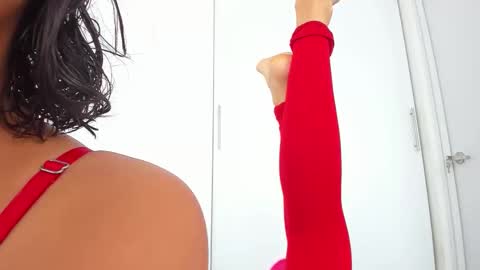 Azulandvioleta online show from 1, 12, 2025