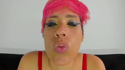 Azulandvioleta online show from 31, 5, 2026