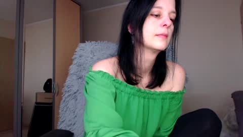 JenJenny online show from 8, 2, 2025