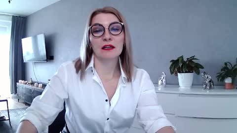 sweetmarthaaa online show from 13, 2, 2026