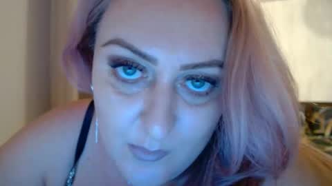 Snapshot of sweetmayacutie chatting on 31, 10, 2025 sweetmaya online show from 31, 10, 2025