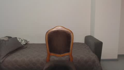 Snapshot of sweetmiaa chatting on 14, 12, 2024 Mia online show from 14, 12, 2024