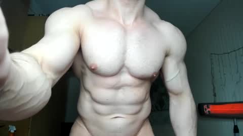 Snapshot of sweetmuscles_boy chatting on 17, 2, 2025 Lorenzo online show from 17, 2, 2025