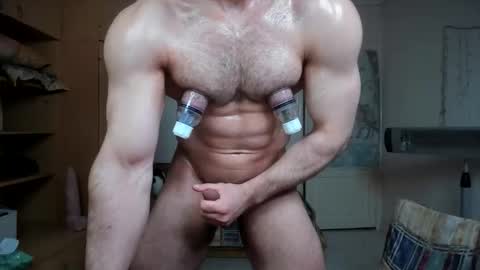 Snapshot of sweetmuscles_boy chatting on 20, 12, 2025 Lorenzo online show from 20, 12, 2025