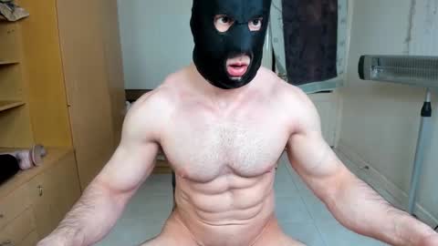 Snapshot of sweetmuscles_boy chatting on 7, 3, 2026 Lorenzo online show from 7, 3, 2026