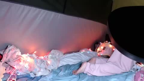 Snapshot of sweetnissapril chatting on 15, 12, 2024 April online show from 15, 12, 2024