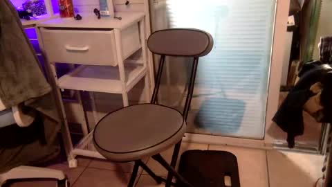 WeAim2PZzz online show from 2, 3, 2025