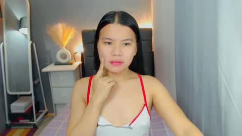 Snapshot of sweetnwildts chatting on 13, 5, 2026 Ghena online show from 13, 5, 2026