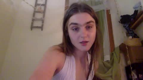 Snapshot of sweetpeach232323 chatting on 20, 12, 2024 sweetpeach232323 online show from 20, 12, 2024