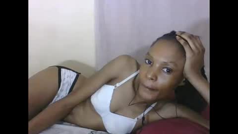ESTHER online show from 26, 10, 2025