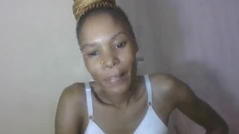 ESTHER online show from 19, 7, 2026