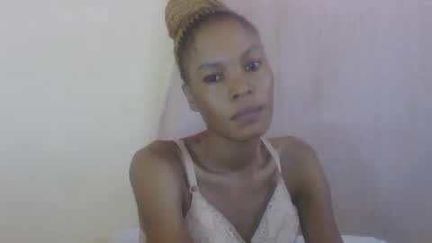 ESTHER online show from 20, 7, 2026