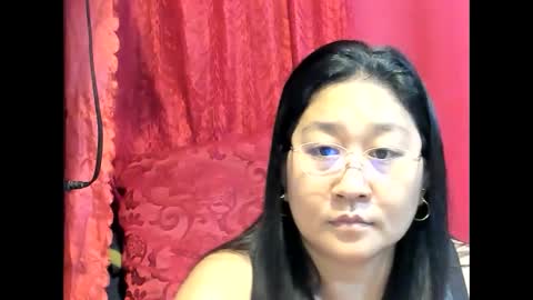 Snapshot of sweetpilipina88 chatting on 21, 5, 2026 MIA online show from 21, 5, 2026