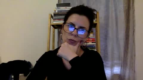 Snapshot of sweetriddance chatting on 24, 11, 2025 sweetriddance online show from 24, 11, 2025