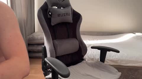 sweets_909 online show from 24, 3, 2026