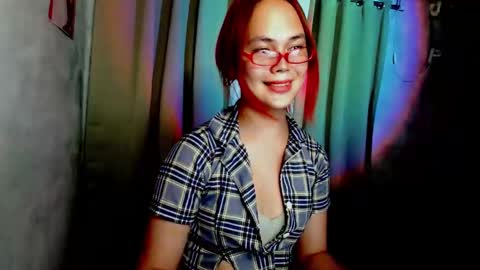 Snapshot of sweetsassyvv chatting on 11, 10, 2025 sweetsassyvv online show from 11, 10, 2025