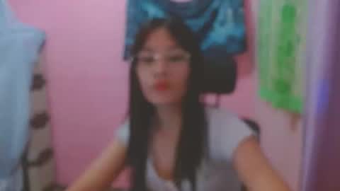 Mia online show from 19, 5, 2026