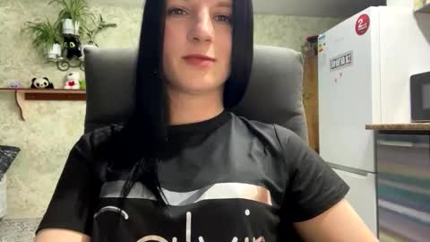 Sweet Shy online show from 31, 3, 2026