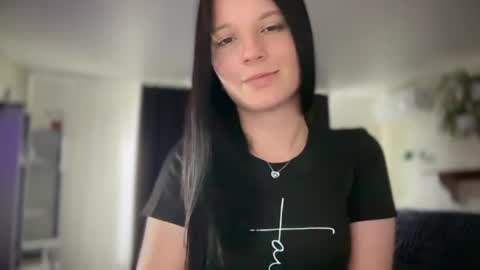Sweet Shy online show from 17, 6, 2026