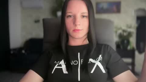 Sweet Shy online show from 18, 6, 2026