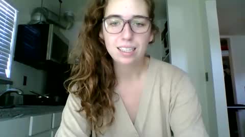 sweetsocalgirl online show from 12, 1, 2025