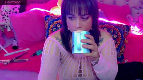 martina online show from 2, 2, 2025