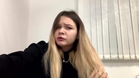 SweetTChloe online show from 24, 12, 2024
