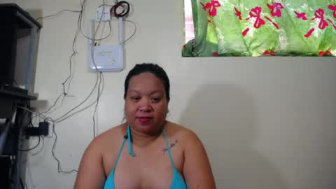 mia and luna online show from 22, 5, 2026