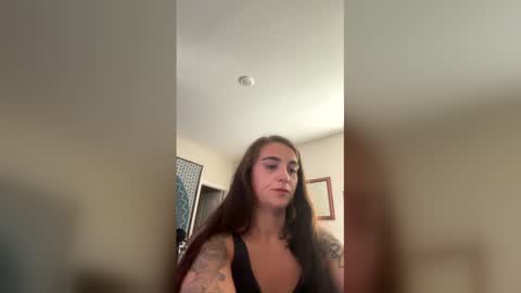 sweettreatz26 online show from 23, 4, 2026