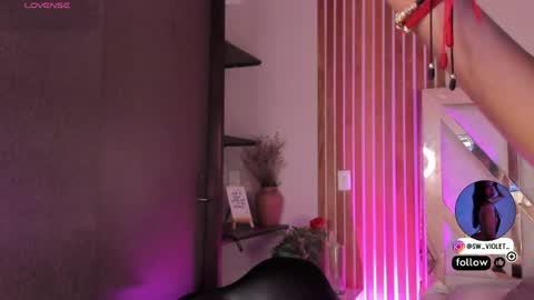 sweetviolet___ online show from 25, 4, 2026