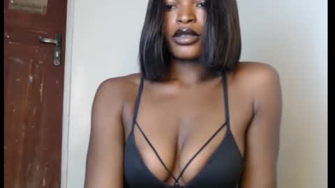 sweetxxboobsx online show from 1, 2, 2026