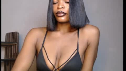 sweetxxboobsx online show from 26, 4, 2026